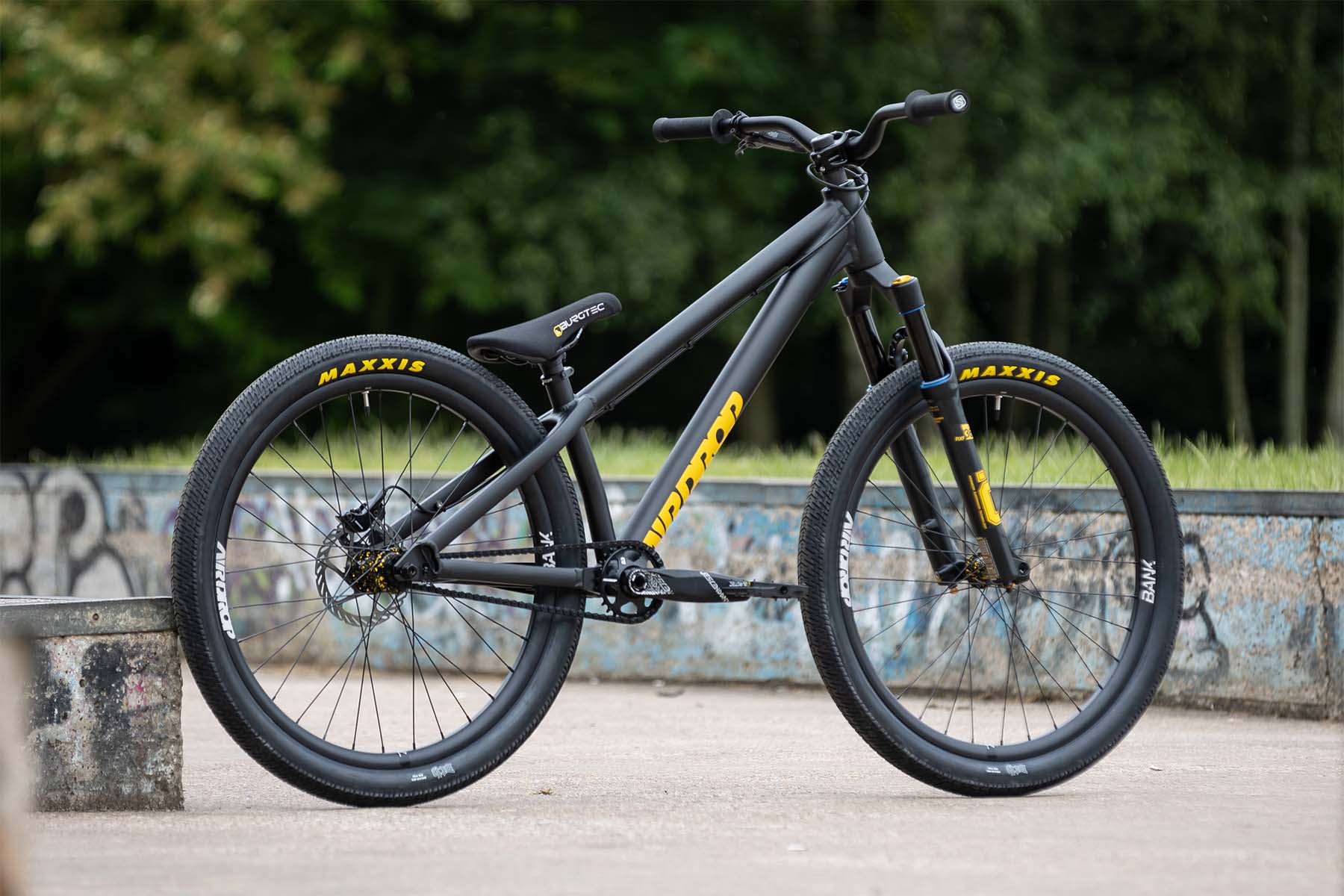 Airdrop Bikes - Fade Works - Alloy Dirt Jump Bike - Airdrop Bikes Limited